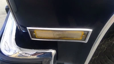 Marcador lateral de esquina/luz de estacionamiento del conductor para 81-91 BLAZER/JIMMY (tamaño completo) 1643956 Foto 1 de 4