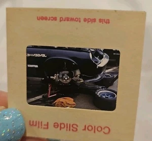 #DT 35mm slide - Vintage - Collectibles - Photo - racing - car tire change - Picture 1 of 1