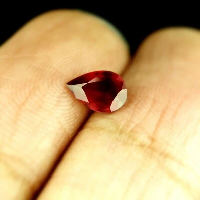 Certified Natural Red Color Ruby 0.67ct SI Clarity Madagascar Pear 6.6x4.5 mm - Image 1 of 3