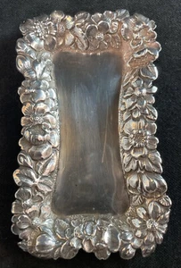 Simmons Repousse Sterling Silver Pin / Trinket Tray No Monogram - Picture 1 of 12