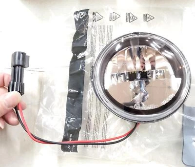 Nuevo KURYAKYN Truck-Lite NEGRO 4.5" LED Lámparas de Paso Harley 2005^ Parte # 2247 Foto 1 de 4