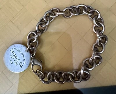Vtg TIFFANY & CO Sterling ROUND TAG "PLEASE RETURN TO" CHARM BRACELET 8.5” - Image 1 of 4