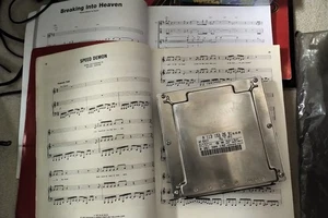 Módulo de control motor Mercedes E55 SL55 S55 CL55 AMG ECM ECU 113 153 26 91 LIMPIO - Imagen 1 de 2