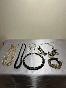 Black & Gold Vintage Fashion Jewelry Collection Lot 80s- Y2K - Picture 1 of 7