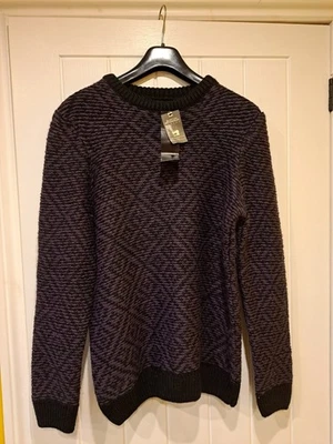 Burtons Menswear Mens Purple Round Neck soft chunky knit Jumper Size Large New  - Image 1 of 4