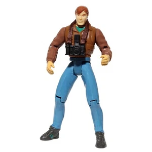 Marvel Universe Peter Parker with Camera Accessory Action Figure - Picture 1 of 2