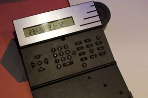 Bang and Olufsen B&O Beotalk 1200 Telefon domowy Automat telefoniczny (C) - Zdjęcie 1 z 9