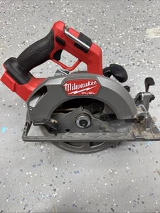 Milwaukee 2834-20 M18 FUEL 7-1/4” Circular Saw (Tool Only) - Picture 1 of 1