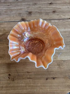 Antike Dugan Pfirsich Opalecent Karneval Glas Schale mit gerafftem Rand 8" 1903-1914 - Bild 1 von 9