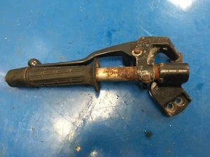 KAWASAKI GPX600 CLUTCH LEVER BRACKET AND HANDLEBAR REF 1322 - Imagen 1 de 1