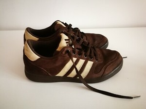 Scarpe Marroni da uomo adidas, Collezione Estate 2022 - Stileo.it