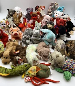TY BEANIE BABY BABIES LOT BEARS HOWL USA ALMOND MOOCH DECADE EGGS HANG TAGS - Picture 1 of 11