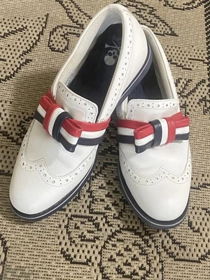 Zapatos de golf g fore mujer, casi nuevos talla 8,5 blancos con lazo Foto 1 de 4