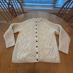 Cárdigan de lana marfil tejido Aran vintage Shannon Duty Free Shop suéter de pescadores - Imagen 1 de 6