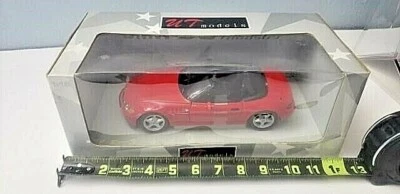 UT Model BMW Z3 1:18 SCALE ROADSTER Red Convertible RE2749 - Image 1 of 2