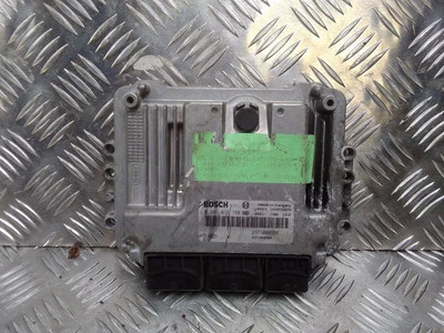 ECU Renault Scénic III (JZ) MPV 1.9 dCi (F9Q-872(F9Q-P8)) 2010 237100870R - Immagine 1 di 2