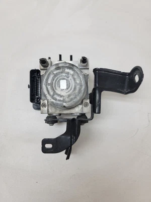 2013-2014 Cadillac Xts Abs Pump Control Module  - Изображение 1 из 4