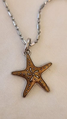 18k Gold Plated Enamel STARFISH Necklace/Choker 16.5 in. - Image 1 of 4
