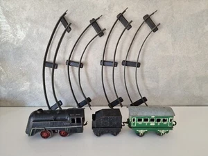 ANTIQUE ROPE TIN TRAIN MADE IN GERMANY - Picture 1 of 12