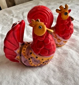 Vintage Chicken & Rooster Salt & Pepper Shakers ceramic Red Orange Handmade - Picture 1 of 9
