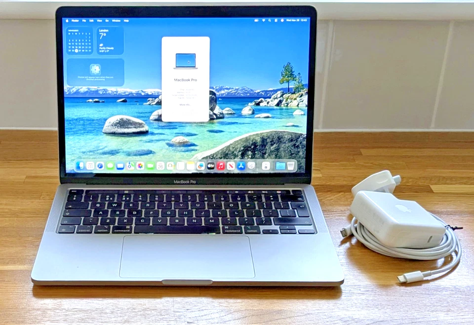 Apple MacBook Pro 13 A2338 2022 M2 3,2GHz 8GB 256GB Tahoe 26,1 OS Grau R93 LESEN! - Bild 1 von 4