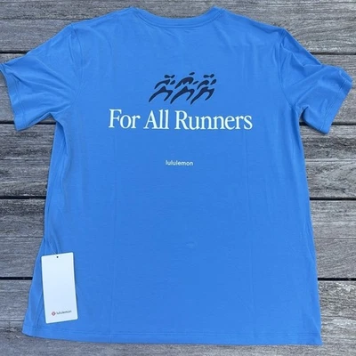 Lululemon 球衣短袖衬衫跑步图形游泳池派对蓝色 12 码全新带标签 — 第 1/4 张图片