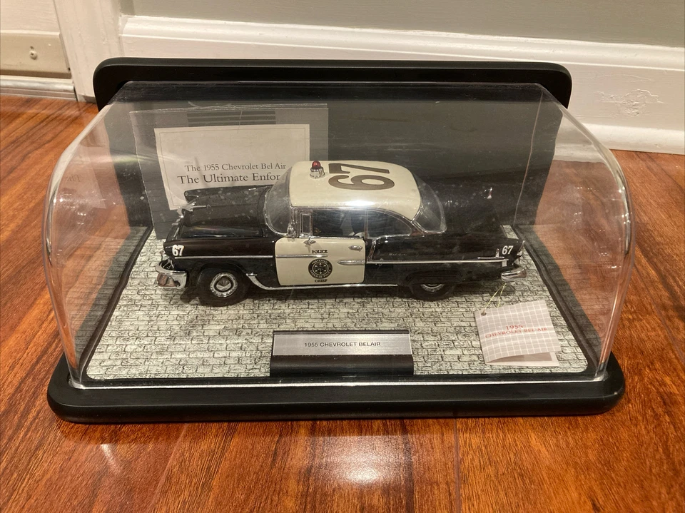Franklin Mint 1955 Chevrolet Bel Air Police Chief Car #67 1:24 Diecast - Image 1 of 3