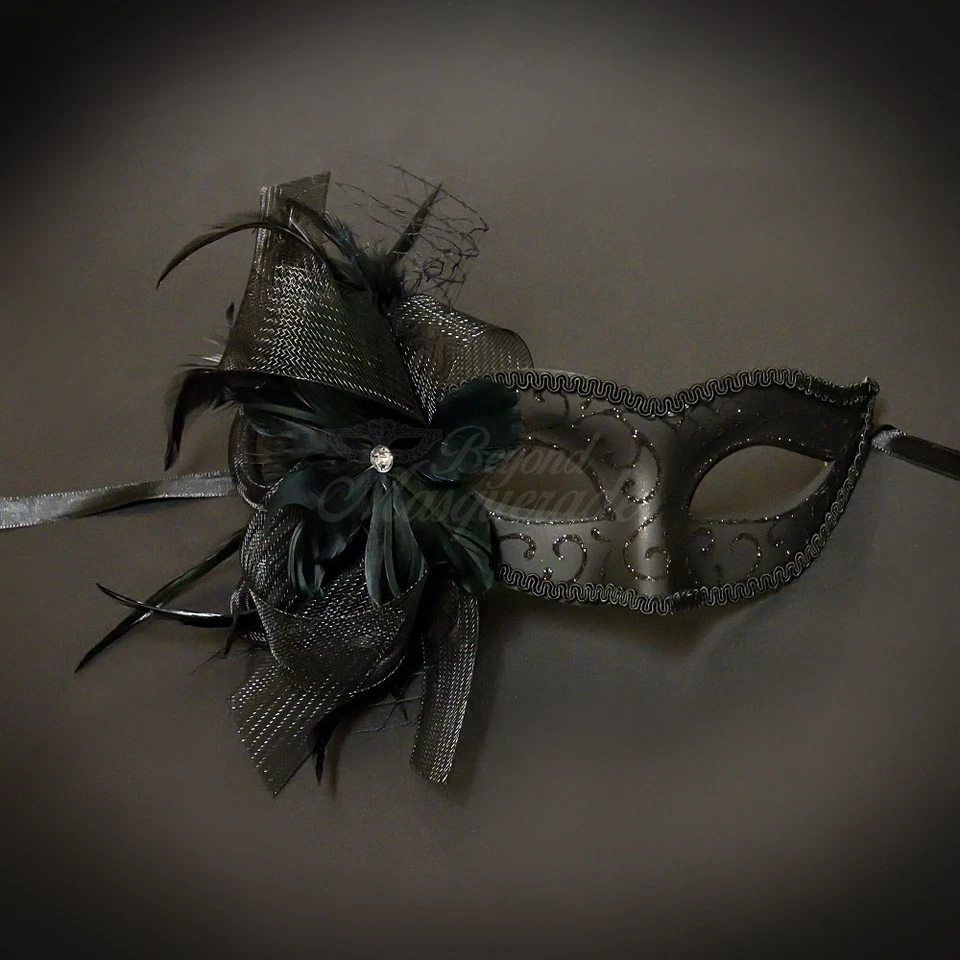 Masquerade Mask Feather, Elegant Women feathers Masquerade Ball Mask - Image 1 of 1