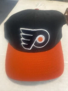 Vintage Philadelphia Flyers CCM Annco Fitted Hat/cap NHL  New Unworn - Picture 1 of 5