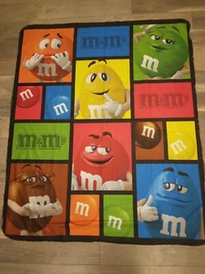 M&Ms Fleecedecke Überwurf 50" x 60" M&Ms Candy - Bild 1 von 7