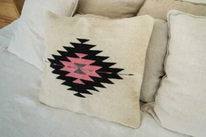 Handmade White Aztec Cushion Cover 18x18 Kilim Wool Throw Pillow Case Sofa Decor - Picture 1 of 6