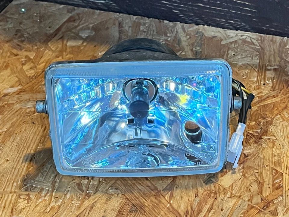 Faro Yamaha TT600E TT 600 Foto 1 de 4