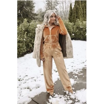 Mono Fabletics Terciopelo Dorado Miel Claro Chándal Pierna Ancha Elastizado Mediano Nuevo Foto 1 de 4