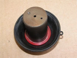 83-84 HONDA VF750F VF750 VF 750 INTERCEPTOR CARBURETOR THROTTLE DIAPHRAGM SLIDE - Picture 1 of 4