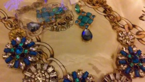 Woman's Necklace and Earring Set ....Hand Made - Picture 1 of 4