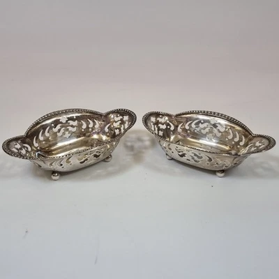 Antiguo par de platos Bon Bon de plata esterlina Tiffany & Co de 10,5 cm de largo 64 g Foto 1 de 4