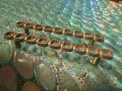 Juego de 2 tiradores de cajones modernos de mediados de siglo cuadrados vinculados Art Deco 5,25" Foto 1 de 4