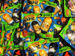 Upper Deck - 10 Booster -Tüten - Mighty Beanz Serie 3 - 20 x Beanz - Blind Bag - Bild 1 von 1