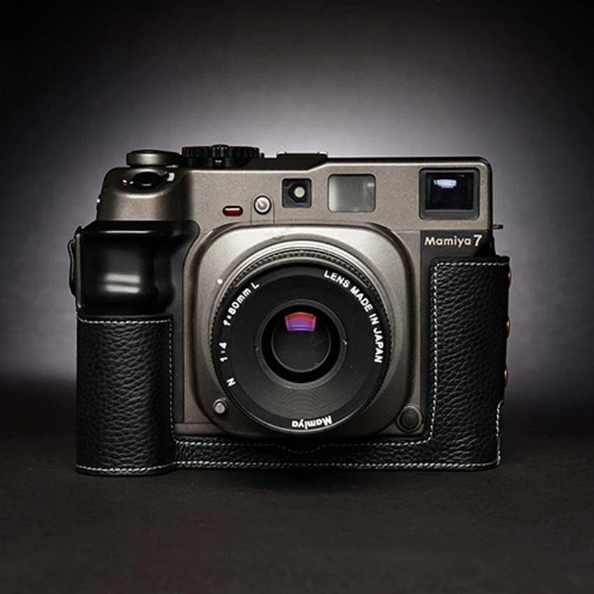 Funda de media cámara de cuero genuino hecha a mano para MAMIYA 7ii 6MF Foto 1 de 4