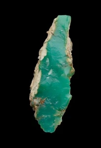 70.6GRAMS AAA QUALITY APPLE GREEN  ROUGH CHRYSOPRASE MARLBOROUGH QLD AUSTRALIA 2 - Picture 1 of 3