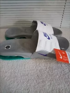 NWT WMNS NIKE AIR MAX 💚 CAMDEN SLIDE SIZE 9 WOLF💜🤍 GREY/HYPER GRAPE-WHITE - Picture 1 of 6