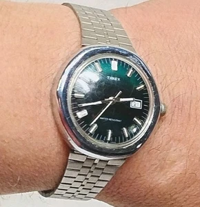 Orologio Timex Uomo 1976 Marlin Esagono Cassa 35mm Raro Quadrante Smeraldo, Gran Bretagna - Foto 1 di 18