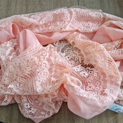 Envoltura de bufanda infinita de melocotón/encaje Vanity para mujer, retro, talla única Foto 1 de 4