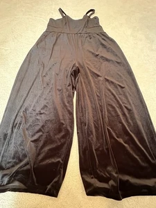 OLD NAVY Black Fit & Flare Velvet Wide Leg Cami Jumpsuit XXL - Picture 1 of 3