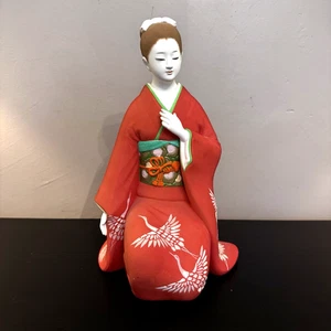 Vintage japanische Hakata Geisha Puppe roter Kimono Biskuit Figur handbemalt 12 Zoll - Bild 1 von 13