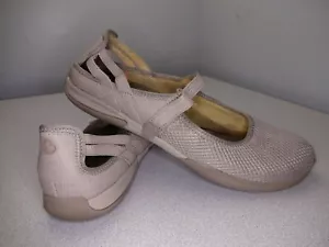 Zapatos cómodos Mary Jane beige talla 10 BARE TRAPS para mujer - Imagen 1 de 5