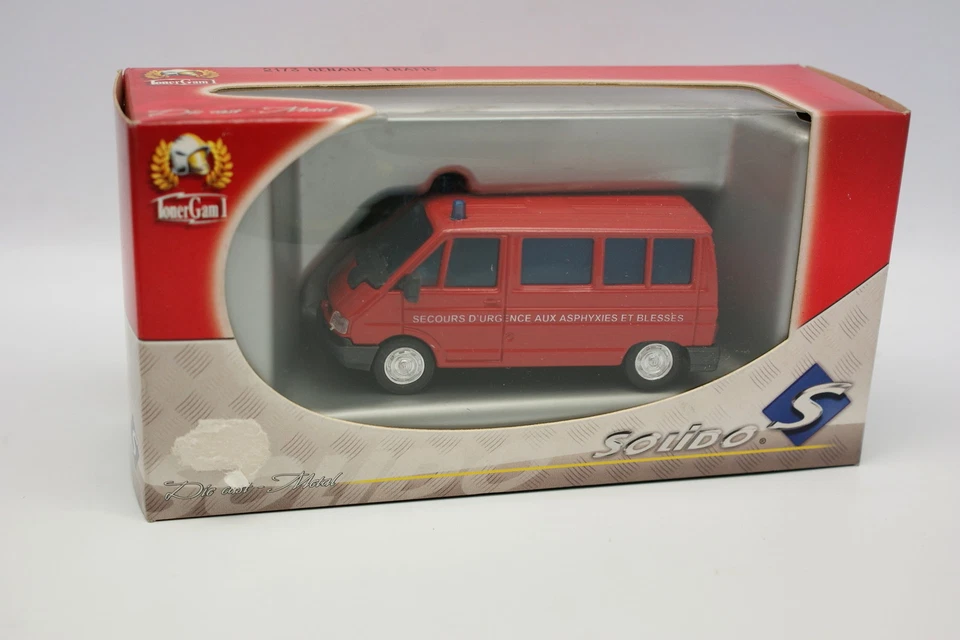 Solido Firefighters 1/50 - Renault Trafic - Image 1 of 1