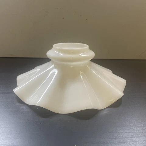 Vintage White Glass Oil Lamp Shade Oil Lamp Chimney Smoke Catcher Cover