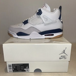 Größe 7,5 - Nike SB x Air Jordan 4 Retro SP Navy *SCHNELLER VERSAND SOFORT EINSATZBEREIT* - Bild 1 von 6