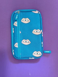 VGUC Yoobi Pencil Case -Navy and Peach Lips - - Picture 1 of 9